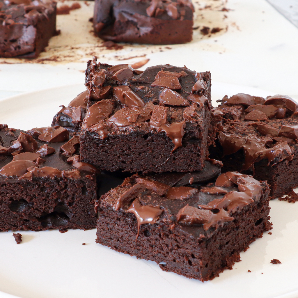 Mehlfreie Schwarze-Bohnen-Brownies aus dem Mixer