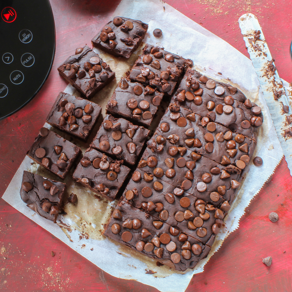 Mehlfreie Schwarze-Bohnen-Brownies aus dem Mixer